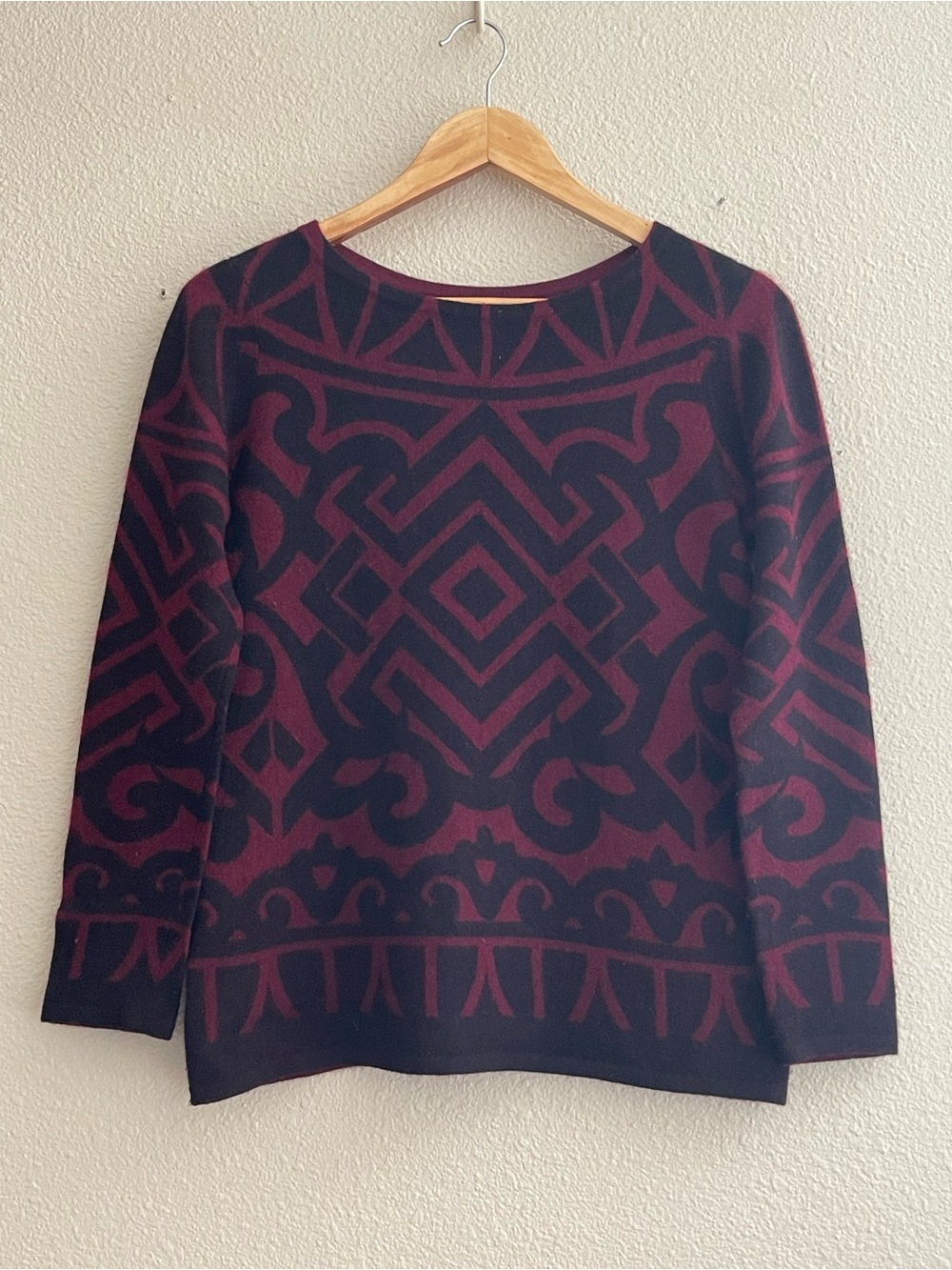 Charter Club Luxury Pure Cashmere Geometric Boatneck Sweater Burgundy Black